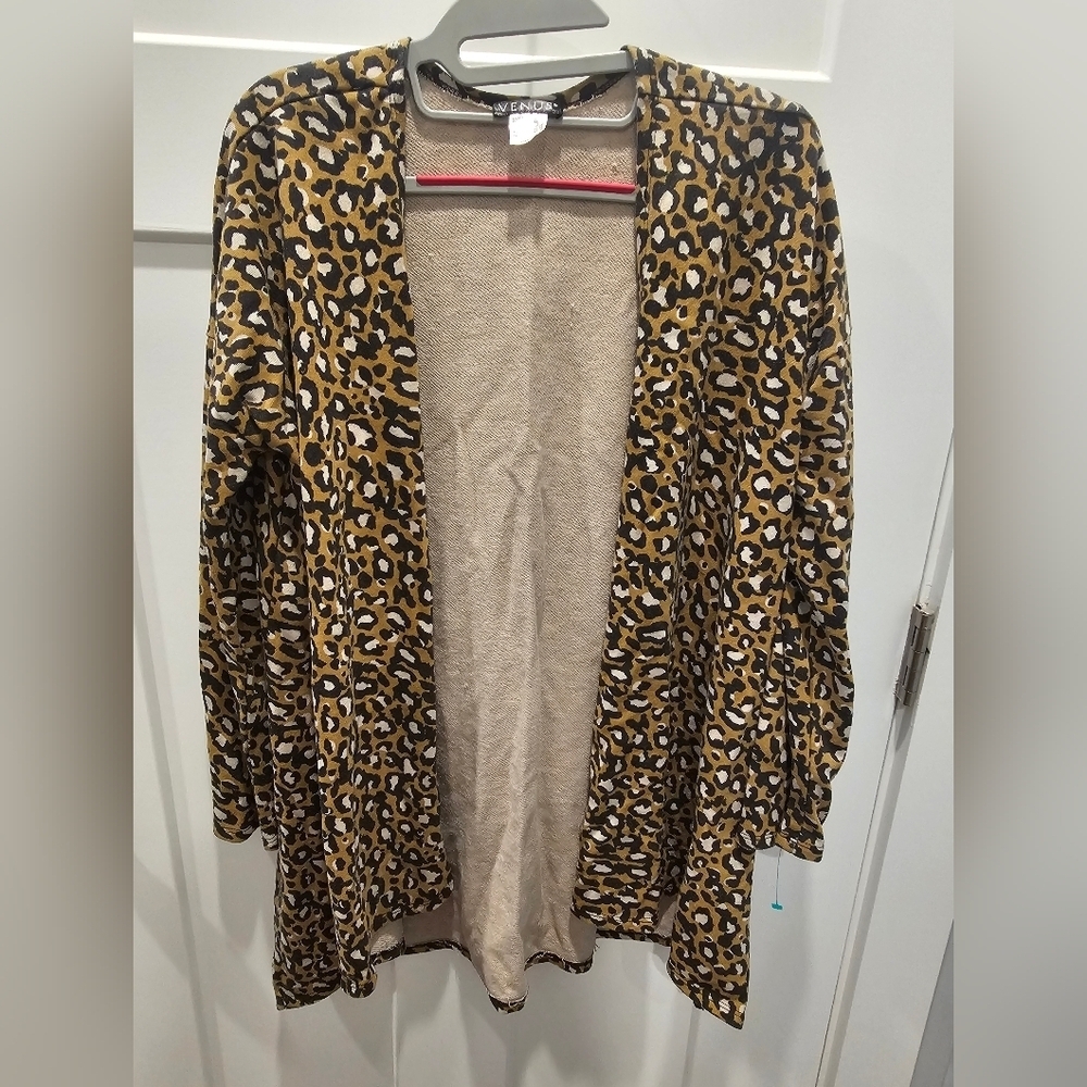 Venus Leopard Print Open Front Cardigan Sweater Size Small Animal Print Layering